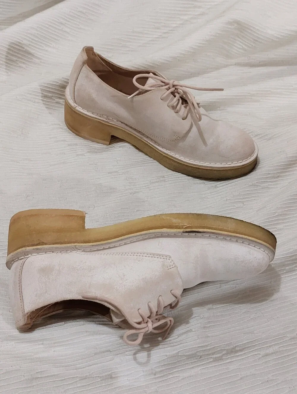 Clarks Women's Suede Lace-Up Oxfords in Light Blush Size 9